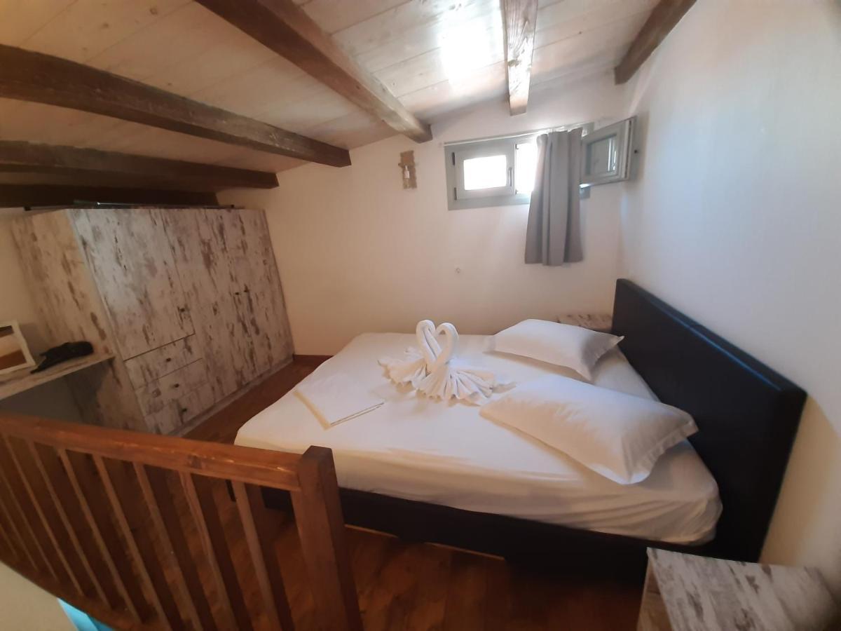 Larerooms 2 Mérichas Zewnętrze zdjęcie